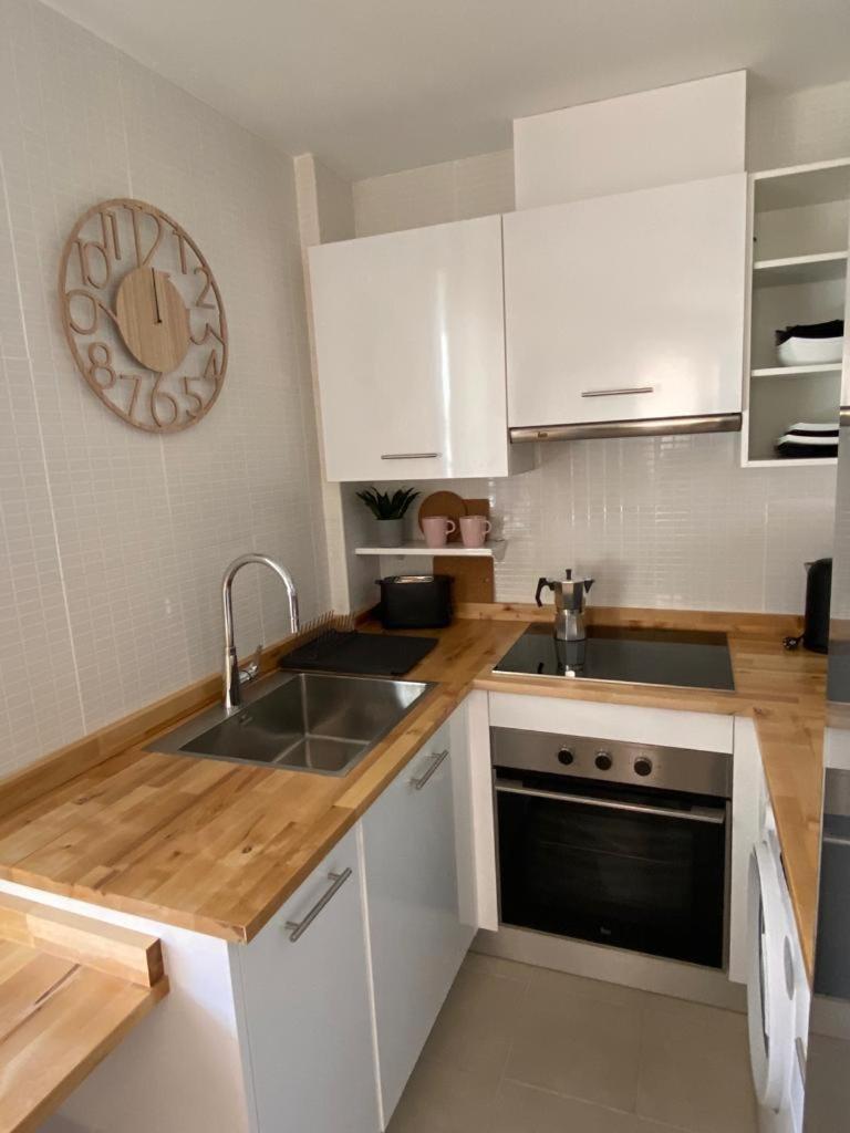 Mandala Suite Malaga Bagian luar foto